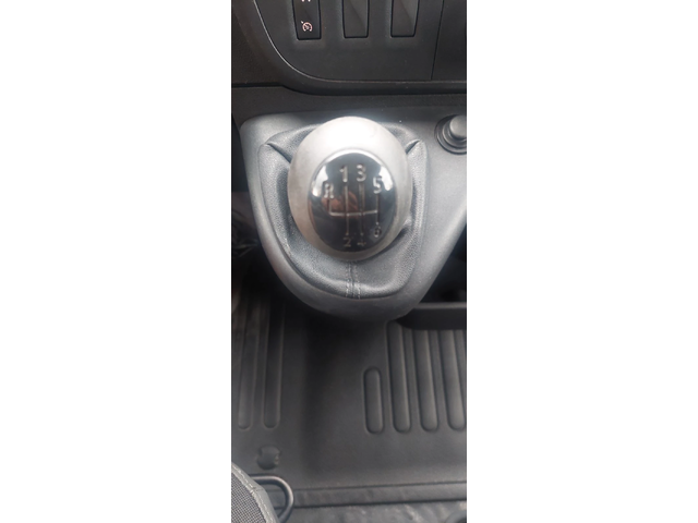 Renault Master 2.3 dci клима макси - автомобили, коли, обяви за нови и употребявани 10