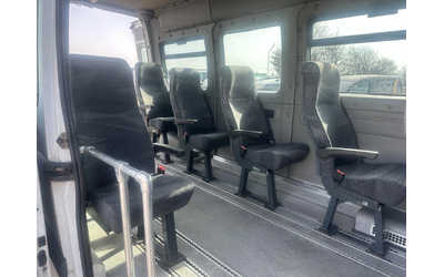 Renault Master - автомобили, коли, обяви за нови и употребявани 8