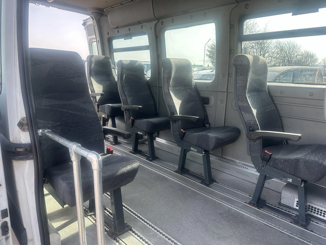 Renault Master - автомобили, коли, обяви за нови и употребявани 8