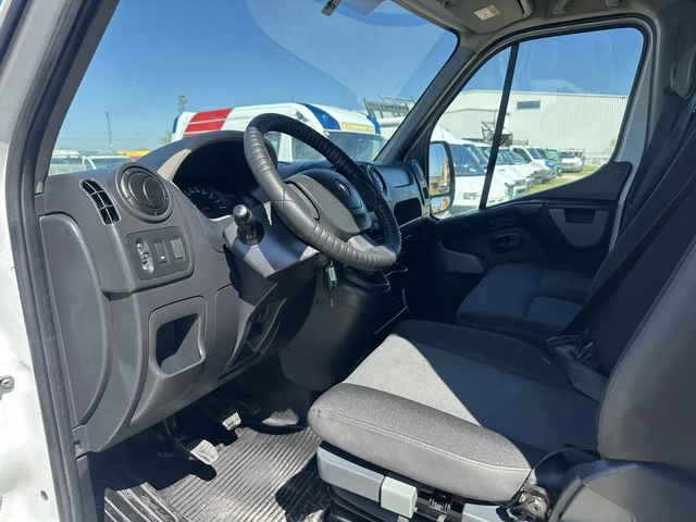 Renault Master - автомобили, коли, обяви за нови и употребявани 12