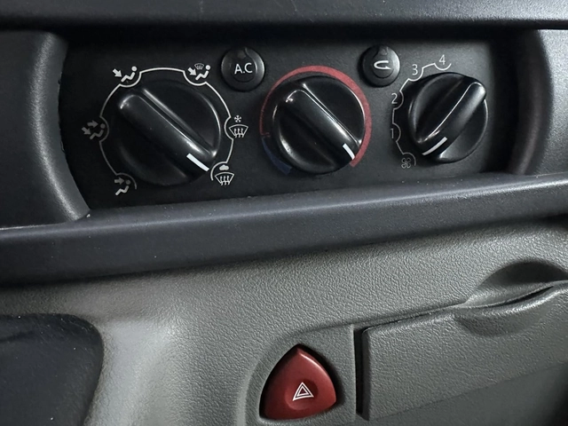 Renault Master 2, 5 dci - автомобили, коли, обяви за нови и употребявани 6