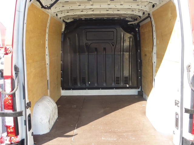Renault Master 2, 3 DCI - автомобили, коли, обяви за нови и употребявани 15
