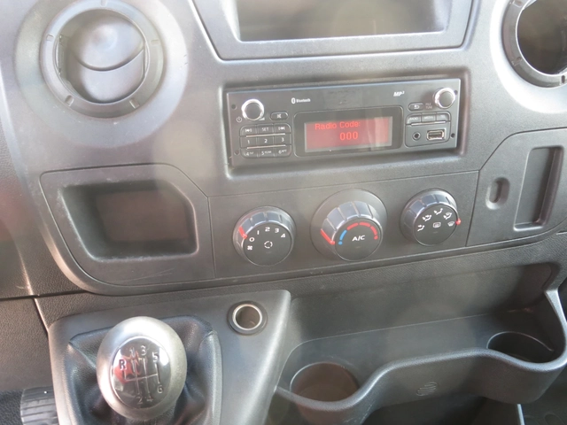 Renault Master 2, 3 DCI - автомобили, коли, обяви за нови и употребявани 8