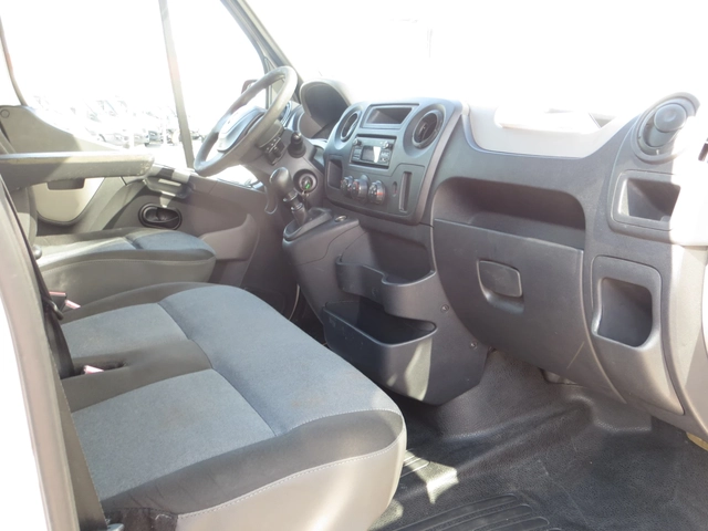 Renault Master 2, 3 DCI - автомобили, коли, обяви за нови и употребявани 9