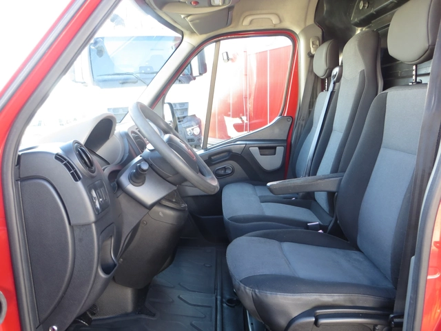 Renault Master 2.3 DCI - автомобили, коли, обяви за нови и употребявани 6
