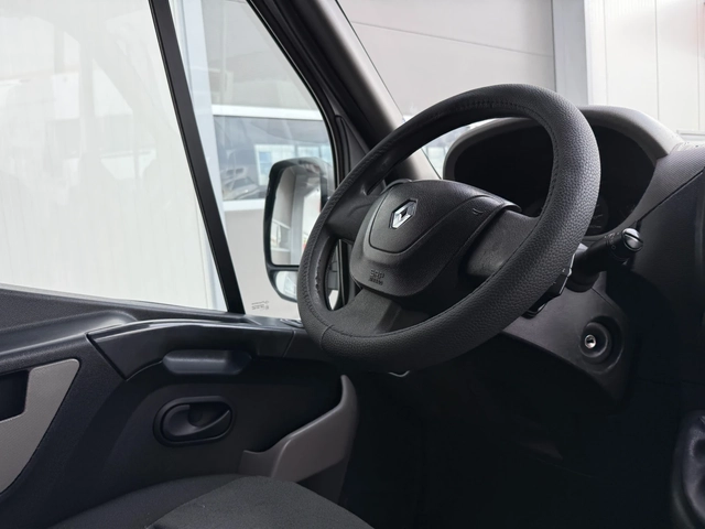 Renault Master 2.3 DCI - автомобили, коли, обяви за нови и употребявани 9