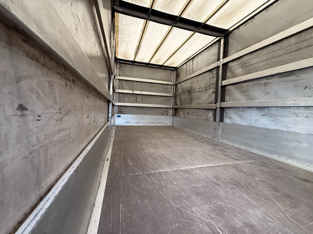 Renault Master 2.3 - автомобили, коли, обяви за нови и употребявани 13