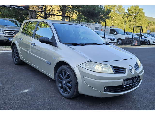 Renault Megane 1.5 DCI - автомобили, коли, обяви за нови и употребявани 0