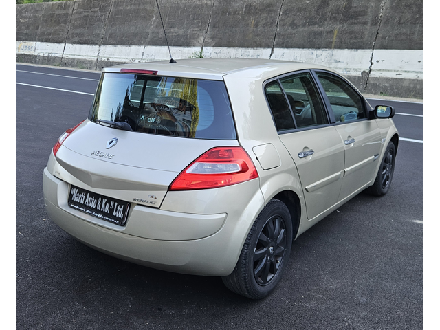 Renault Megane 1.5 DCI - автомобили, коли, обяви за нови и употребявани 5