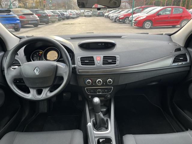 Renault Megane 1.5 disel - автомобили, коли, обяви за нови и употребявани 14