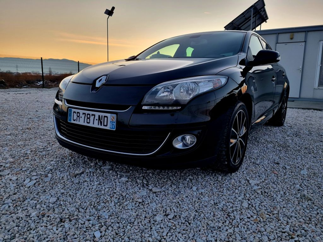 Renault Megane 1.5DCI 110ks.Facelift Panorama, Navi! - автомобили, коли, обяви за нови и употребявани 1