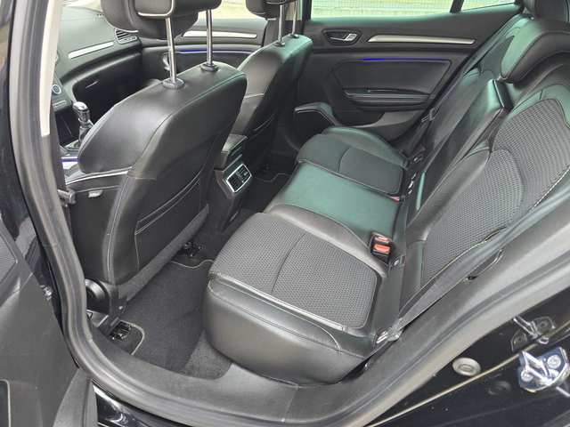 Renault Megane 1.5DCI BOSE - автомобили, коли, обяви за нови и употребявани 13