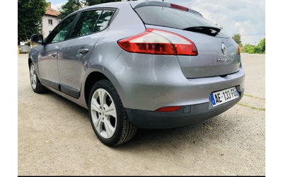 Renault Megane 1.6 i - автомобили, коли, обяви за нови и употребявани 6