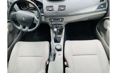 Renault Megane 1.6 i - автомобили, коли, обяви за нови и употребявани 9