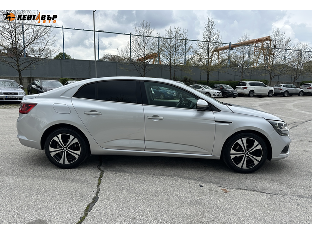 Renault Megane 1.6i 114к.с./От БГ/Реални км/ГАРАНЦИЯ ОТ КЕНТАВЪР - автомобили, коли, обяви за нови и употребявани 4