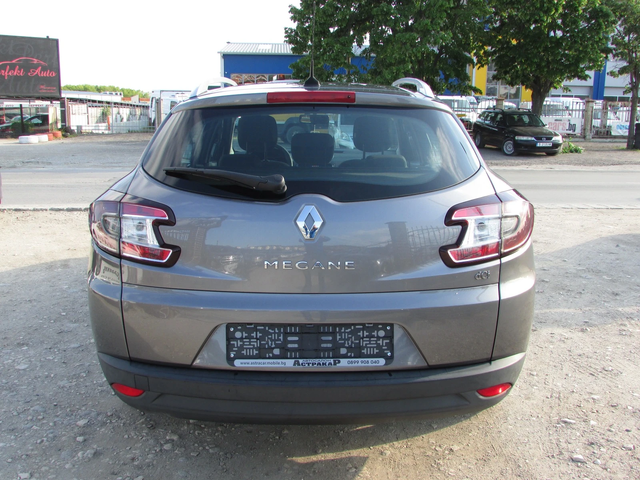 Renault Megane 1.5DCI EURO5A - автомобили, коли, обяви за нови и употребявани 3