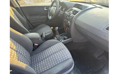 renault-megane - 5