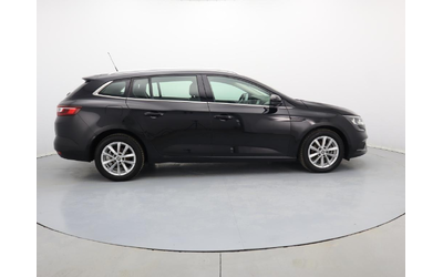 Renault Megane - автомобили, коли, обяви за нови и употребявани 10