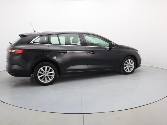 Renault Megane - автомобили, коли, обяви за нови и употребявани 12