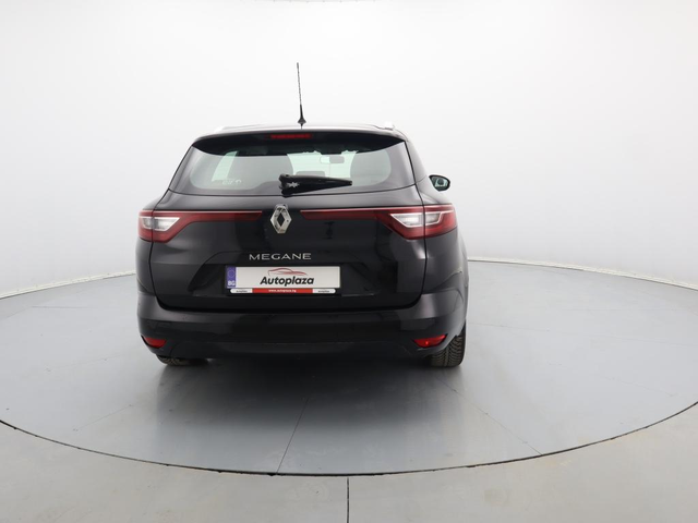 Renault Megane - автомобили, коли, обяви за нови и употребявани 19