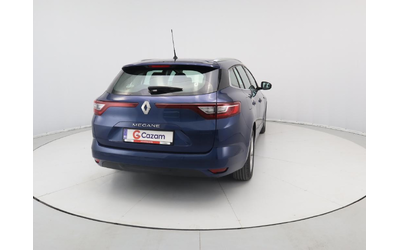 Renault Megane - автомобили, коли, обяви за нови и употребявани 17