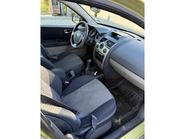 Renault Megane, 2005 г., 237 км, 112 к.с. - автомобили, коли, обяви за нови и употребявани 8
