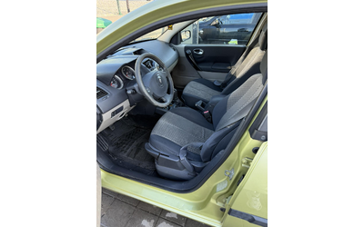 Renault Megane, 2005 г., 237 км, 112 к.с. - автомобили, коли, обяви за нови и употребявани 9