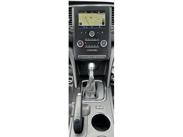 Renault Megane 1.5D 116HP NAVI EURO6 - автомобили, коли, обяви за нови и употребявани 10