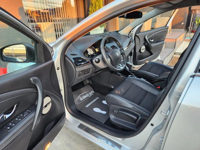 Renault Megane 1.2tce-130к.с EURO 6-АВТОМАТИК-НАВИГАЦИЯ-ШВЕЙЦАРИЯ - автомобили, коли, обяви за нови и употребявани 12