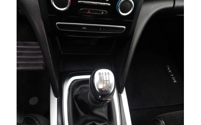 Renault Megane 1, 5dci 110ps NAVI - автомобили, коли, обяви за нови и употребявани 11