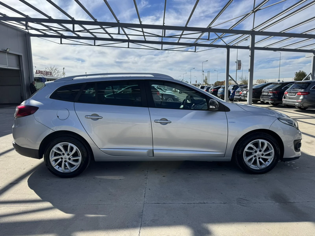Renault Megane 1.5* 110ps* НАВИ* ПАРКТРОНИК - автомобили, коли, обяви за нови и употребявани 5