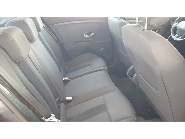 Renault Megane 1.5dci 110к.с. - автомобили, коли, обяви за нови и употребявани 14