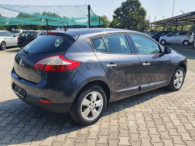Renault Megane 1.5dci 110к.с. - автомобили, коли, обяви за нови и употребявани 6