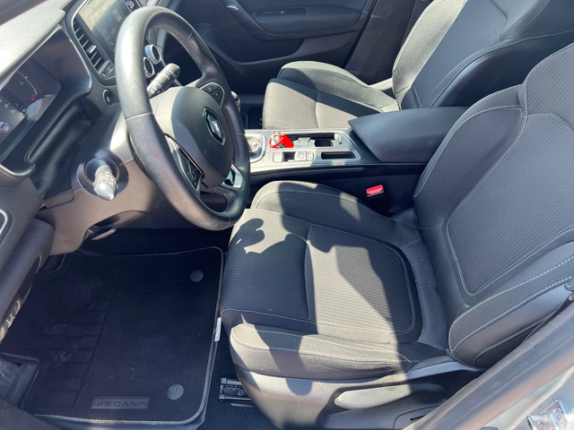 Renault Megane 1.5 DCI (КАТО НОВА) - автомобили, коли, обяви за нови и употребявани 8