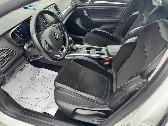 Renault Megane, 2018 г., 85000 км, 110 к.с. - автомобили, коли, обяви за нови и употребявани 5