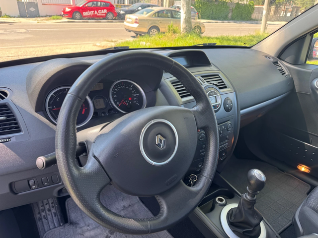 Renault Megane 1.9 DIESEL AUSTRIA - автомобили, коли, обяви за нови и употребявани 8