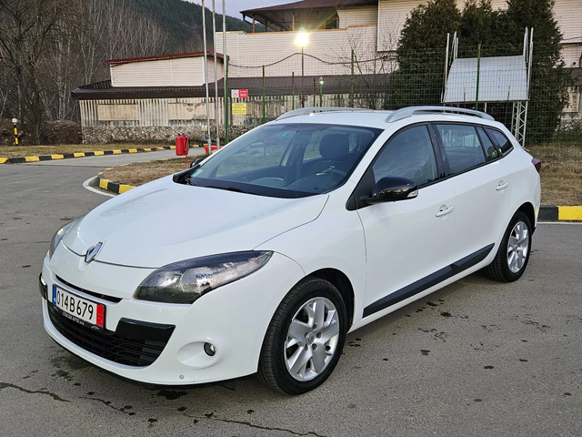 Renault Megane 1.5 Dci FACELIFT/6skorosti - автомобили, коли, обяви за нови и употребявани 1