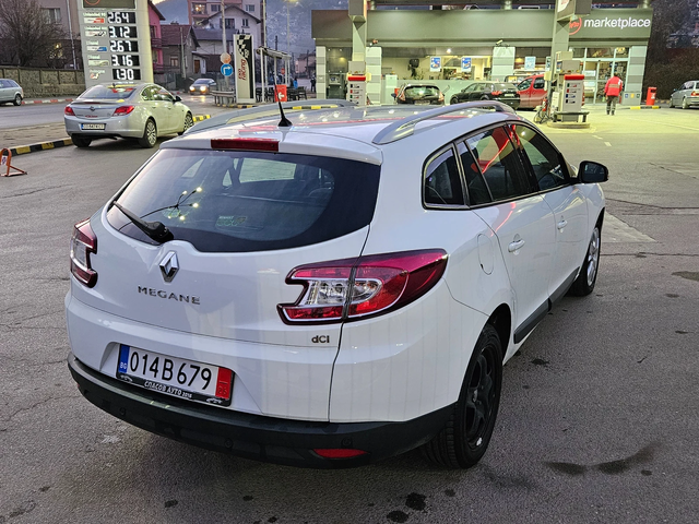 Renault Megane 1.5 Dci FACELIFT/6skorosti - автомобили, коли, обяви за нови и употребявани 4