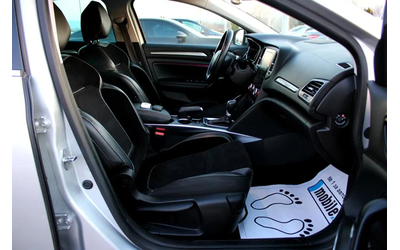 Renault Megane 1.5dCi MAX FULL - автомобили, коли, обяви за нови и употребявани 12