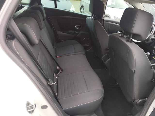 Renault Megane SPORTOUR* 1.5DCi* LED* EURO6B* NAVI* - автомобили, коли, обяви за нови и употребявани 11