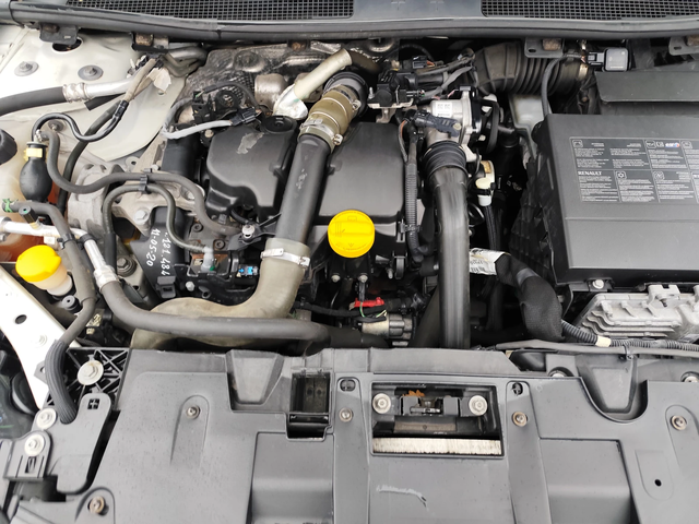 Renault Megane SPORTOUR* 1.5DCi* LED* EURO6B* NAVI* - автомобили, коли, обяви за нови и употребявани 14