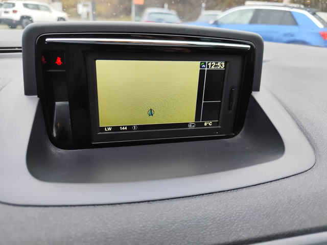 Renault Megane SPORTOUR* 1.5DCi* LED* EURO6B* NAVI* - автомобили, коли, обяви за нови и употребявани 9