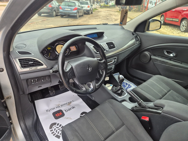 Renault Megane 1.5DCI 110K.S - автомобили, коли, обяви за нови и употребявани 8