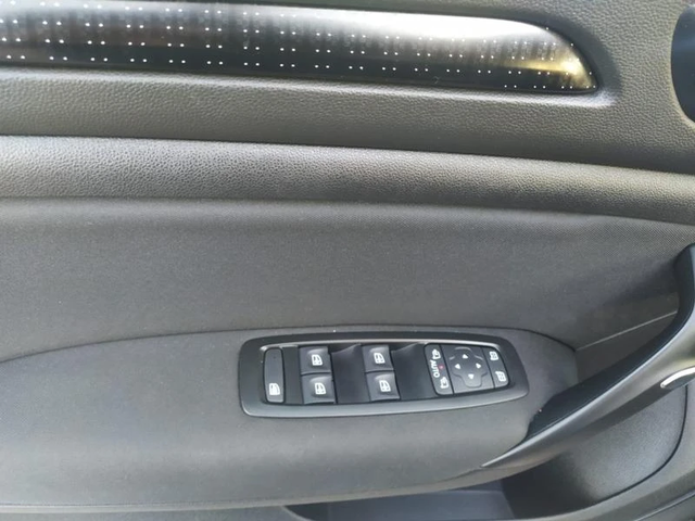 Renault Megane 1.5 dCi Zen, 110 к.с - автомобили, коли, обяви за нови и употребявани 13