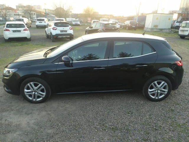 Renault Megane 1.5 dCi Zen, 110 к.с - автомобили, коли, обяви за нови и употребявани 2