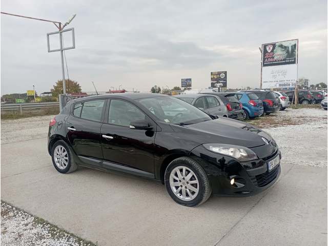 Renault Megane 1.6 ГАЗ, НАВИГАЦИЯ - автомобили, коли, обяви за нови и употребявани 2