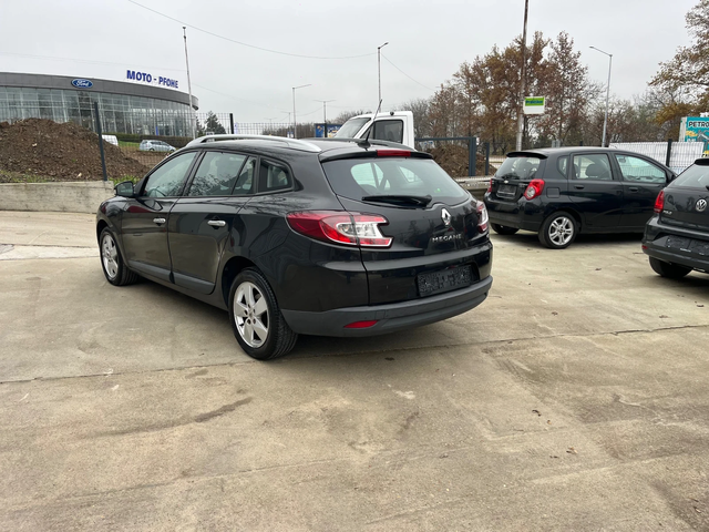 Renault Megane 1.5dci - автомобили, коли, обяви за нови и употребявани 5