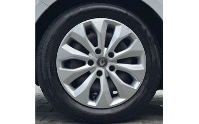 Renault Megane 1.5DCi - автомобили, коли, обяви за нови и употребявани 16