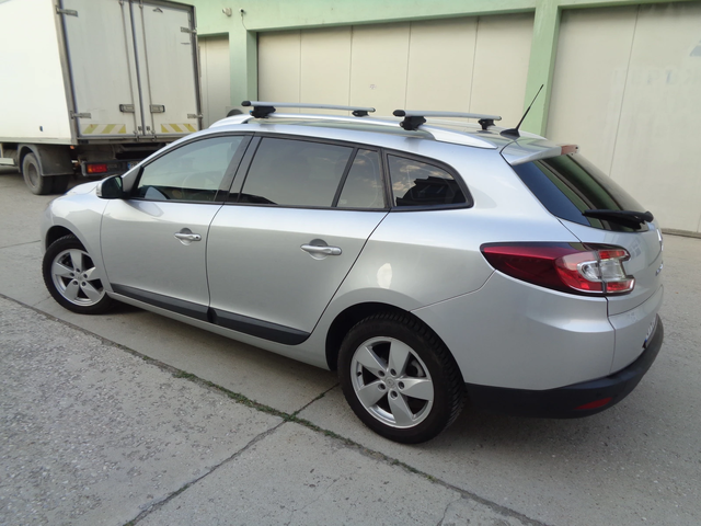 Renault Megane 1.5dCI-110-NAVI-LIZING - автомобили, коли, обяви за нови и употребявани 2
