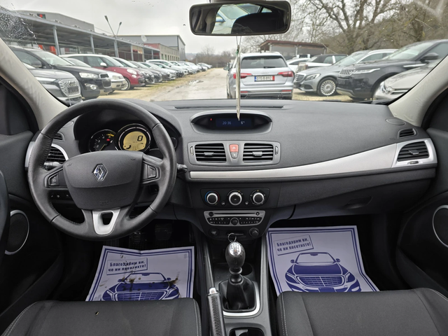 Renault Megane 1.5d 110к.с Топ състояние - автомобили, коли, обяви за нови и употребявани 15